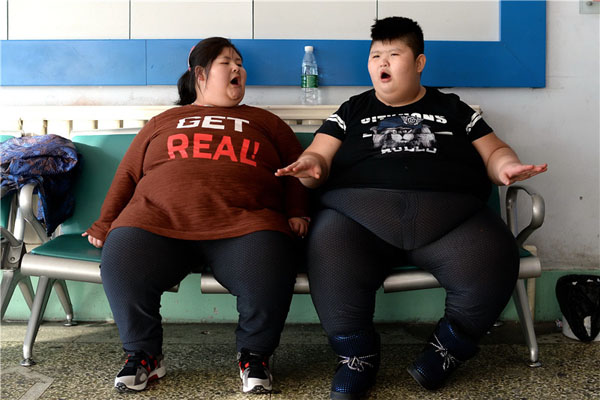 医学上对体重超过按身高计算的平均标准体重20%的儿童,称为小儿肥胖症